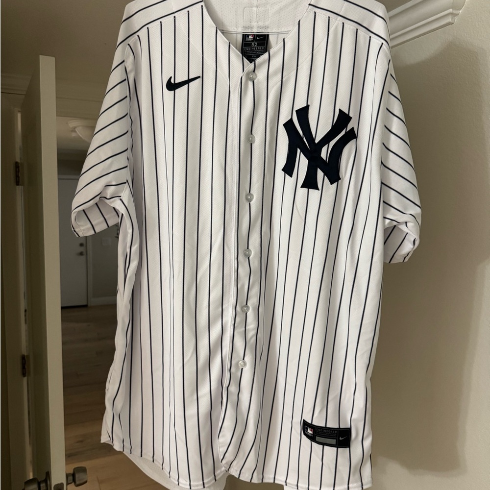 Nike Pinstriped Baseball Jersey - White & Navy